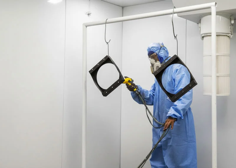 Pintura Eletroestática - Adamétal – Soluções Industriais em Aço e Metalmecânica